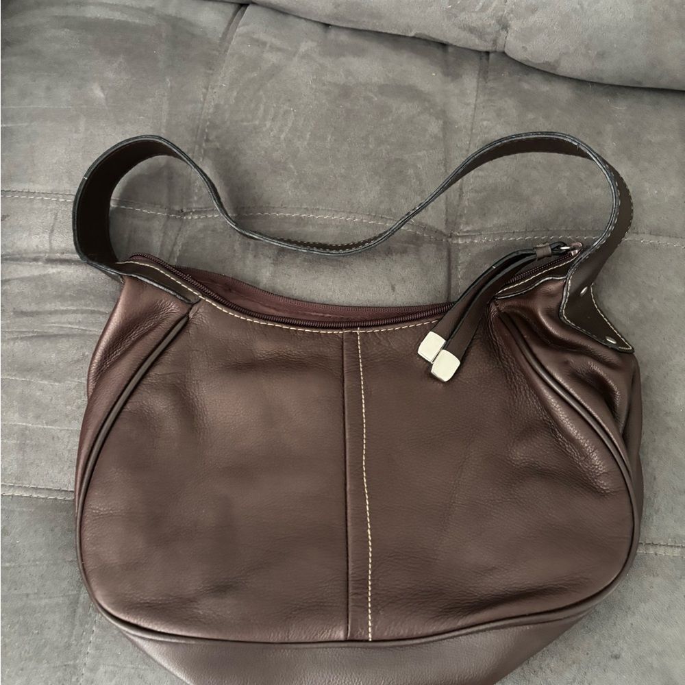 Elegant Brown Leather Shoulder Bag